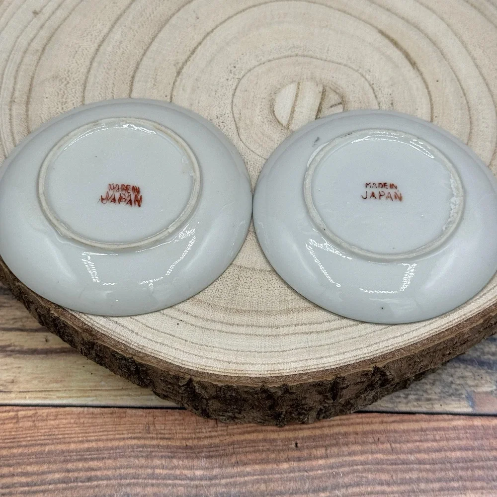 Set‎ of 2 Vtg Lusterware Demitasse Saucers Plates Floral Japan Peach Green 1920s